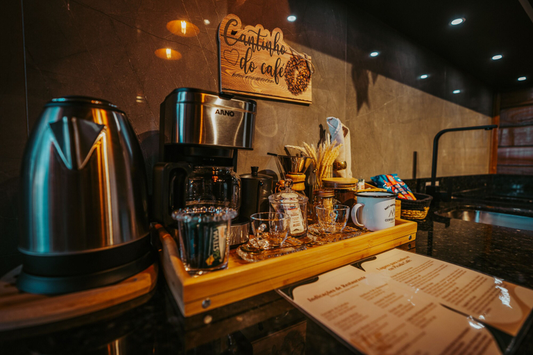 Food & Drinks 5, CABANAS COFFEE HUTS, Picada Café