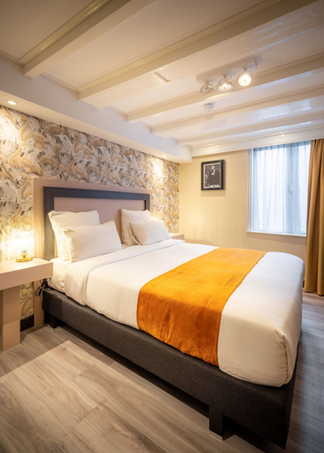 Bedroom 3, Hotel Oscar, Amsterdam