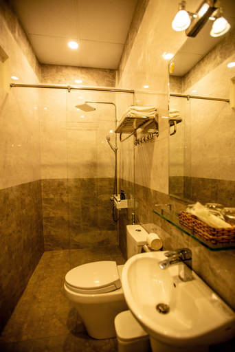 Bathroom 5, Tea Leaf Hotel, Đà Lạt