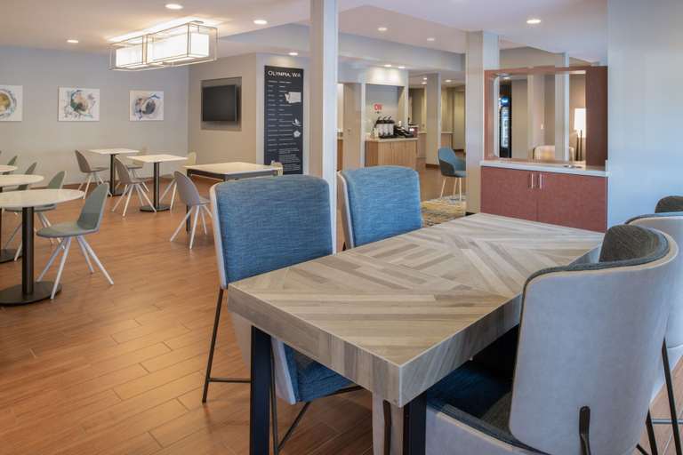 Food & Drinks 5, TownePlace Suites Olympia, Thurston