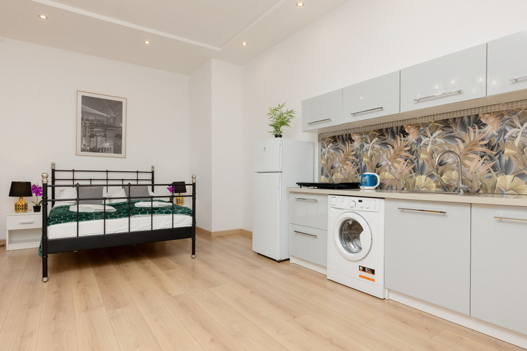 Others 5, Piotrkowska Comfy Studio Łód�� by Renters, Łódź