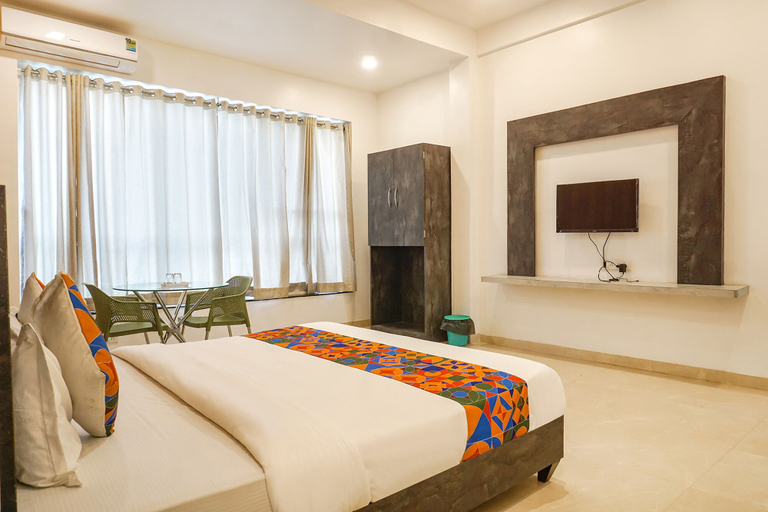 Bedroom 2, Fabhotel Irra Executive, Pune