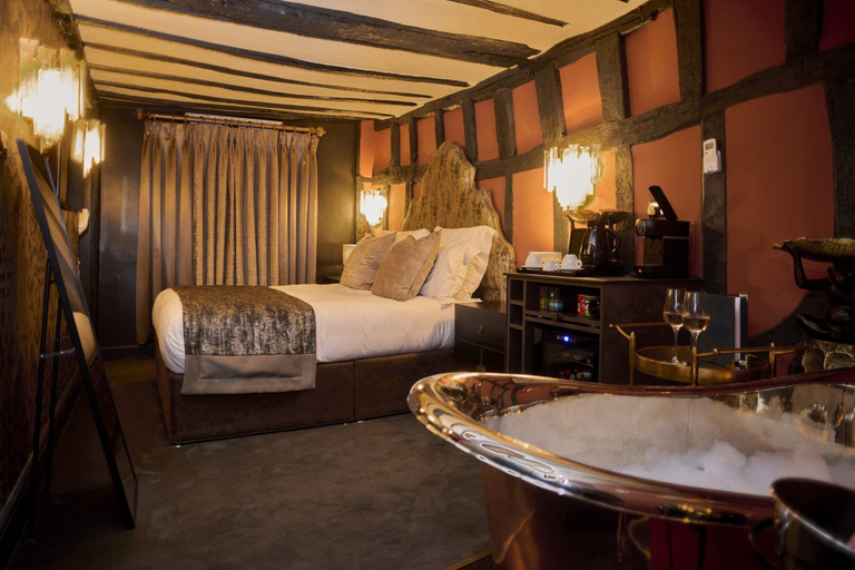 Bedroom 2, Funky Monk Restaurant and Rooms, Essex