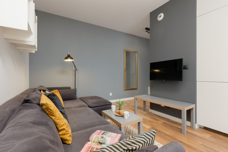Others 5, Gentle Apartment in Warsaw by Renters, Warsaw