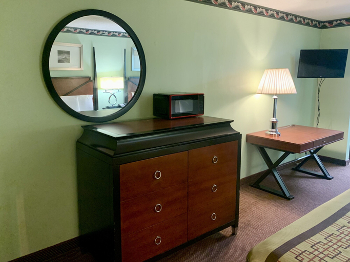 Others 4, Executive Inn Chester, Chester