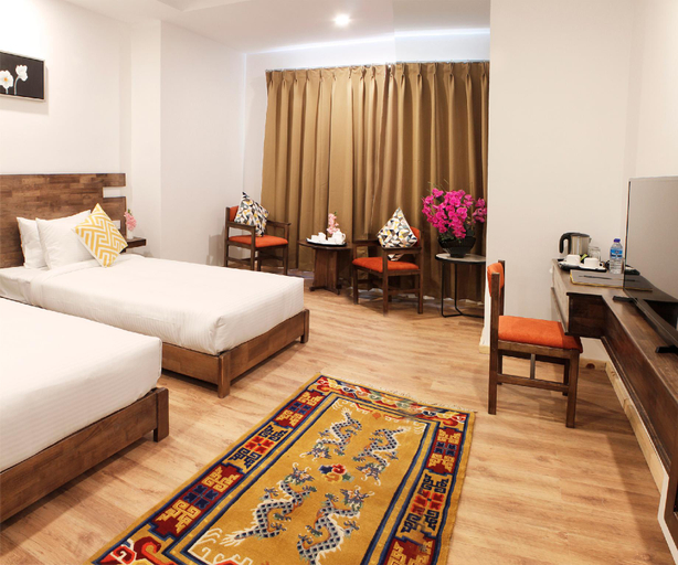Others 4, Hotel Mayto, Kawang