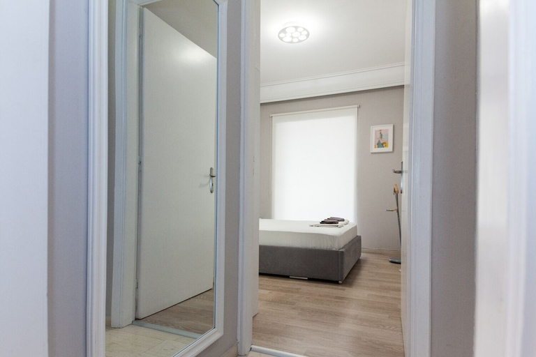 Bathroom 4, Modern Luxury 2Bd Apt in Agios Dimitrios, Attica