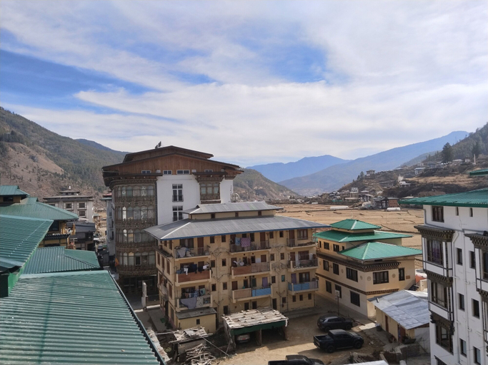 Exterior & Views 2, Nirvana Inn, Wangchang