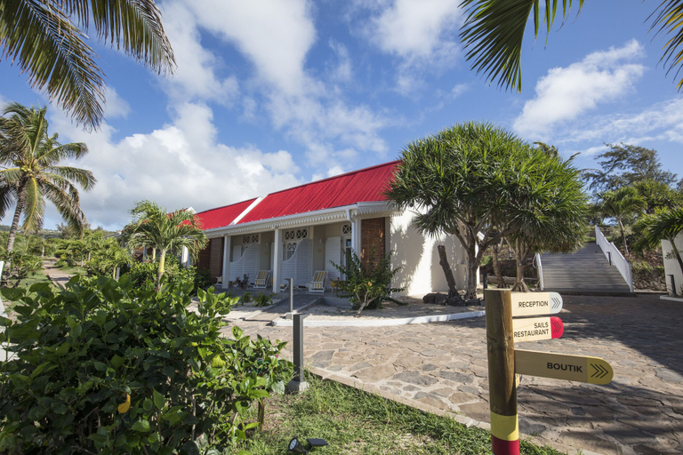 Exterior & Views 2, C Rodrigues Mourouk
