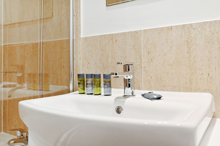 Bathroom 4, London Choice-Gloucester Road-Kensington, London