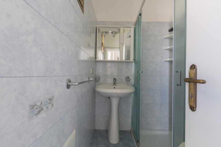 Bathroom, 3411 Villino Girasoli by Barbarhouse, Lecce