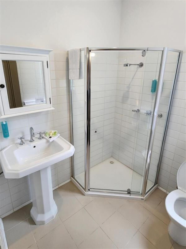 Bathroom 5, Sovereign Hill Hotel, Ballarat - Central