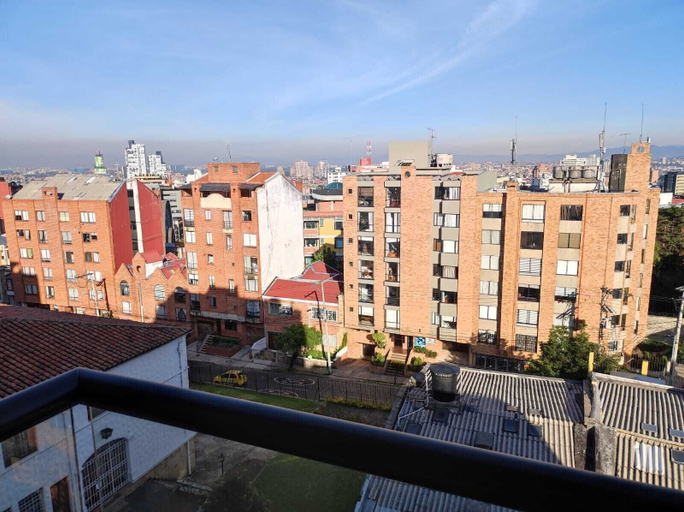 Others 1, DAS HAUS, Santafé de Bogotá