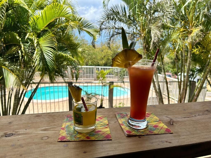 Food & Drinks, Hotel Gîtes Couleur Caraïbes, Bouillante