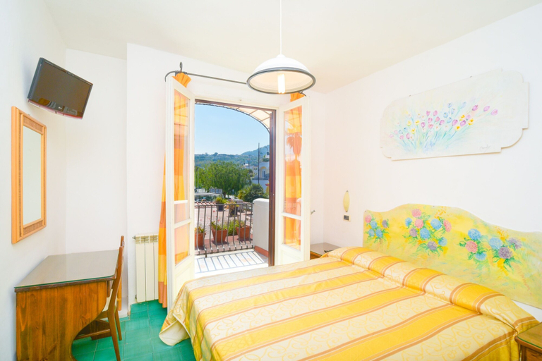 Bedroom 3, Hotel Terme Principe, Napoli