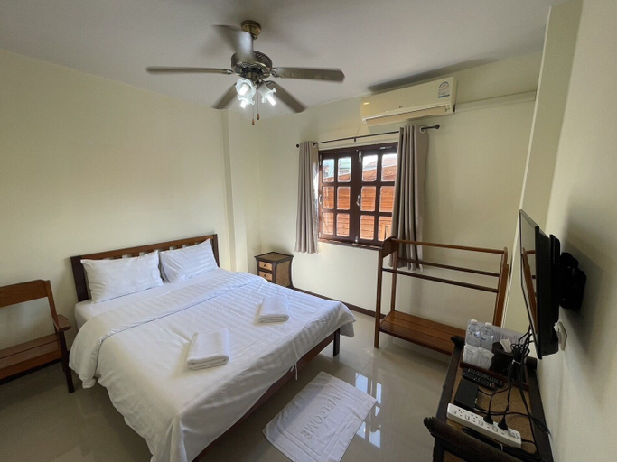 Bedroom 3, Wella&Natee, Chiang Khan