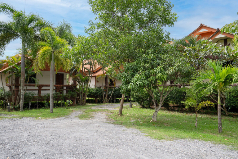 Exterior & Views 5, Lanta School Beach Resort, Ko Lanta