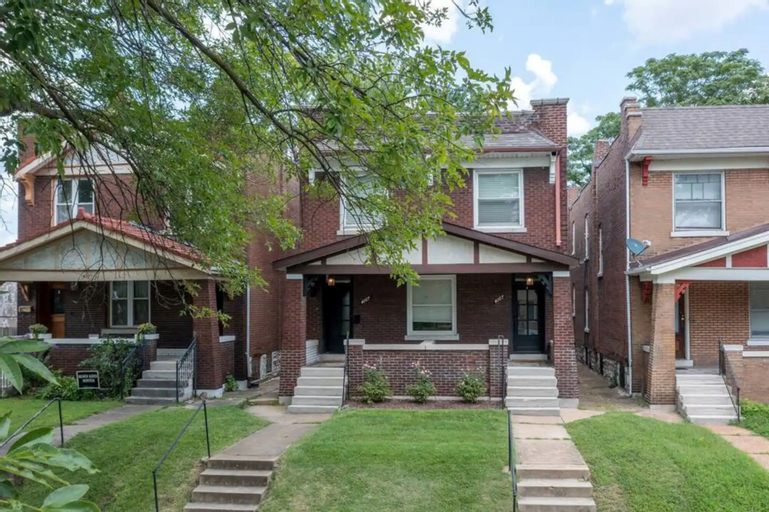 Cozy Family Home - Walk to MO Botanical Gardens, Saint Louis