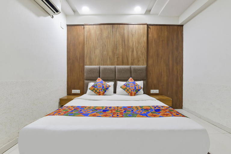 Bedroom 2, Fabhotel Maan Palace, Ahmadabad