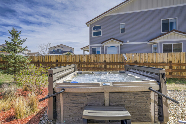 Sport & Beauty, Tumbleweed Resort, El Paso