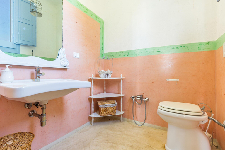 Bathroom 4, 3368 Masseria Pepe - La Casina Degli Aranci, Taranto