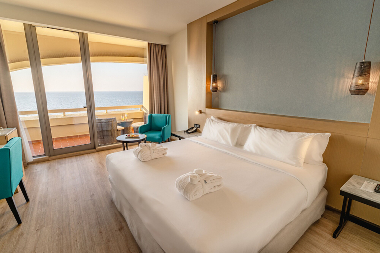 Bedroom 4, Occidental Sharjah Grand, Sharjah City