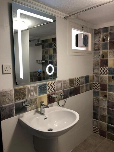 Bathroom 3, Kuwait Residence, Kuwait City