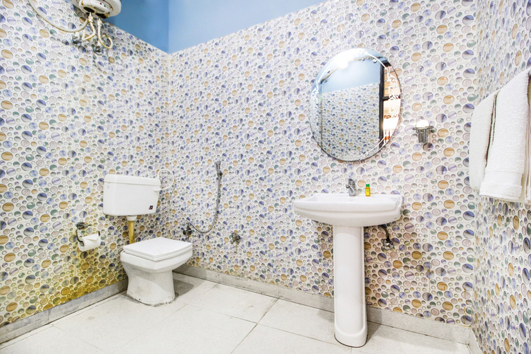 Bathroom 3, Fabexpress Aathira Inn, Thiruvallur