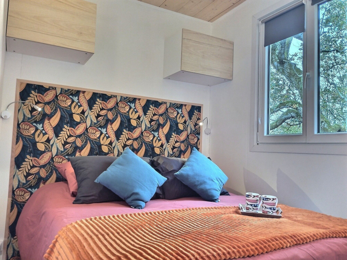 Bedroom 3, Les Gîtes de L'Isle Jourdain, Gers