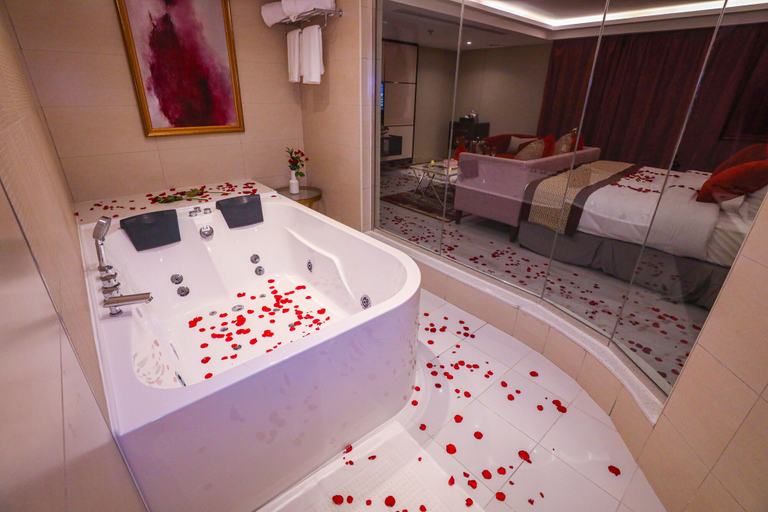 Bathroom 4, Cheerful Al Waha Unayzah Hotel