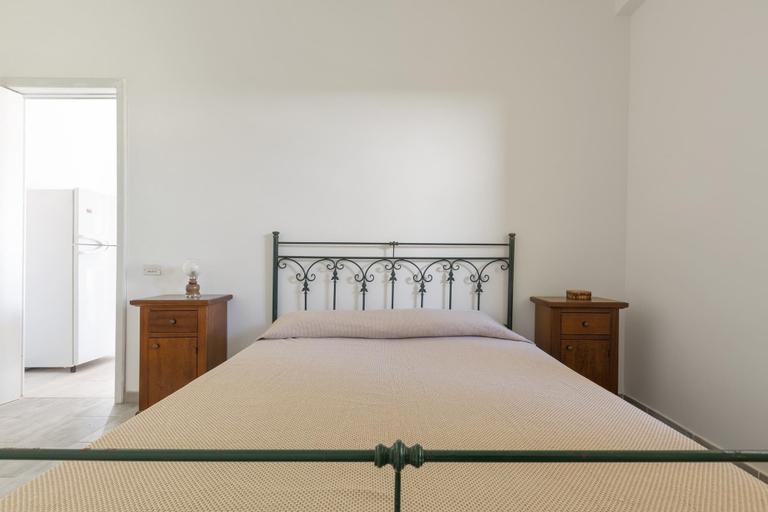 Bedroom 2, 3411 Villino Girasoli by Barbarhouse, Lecce