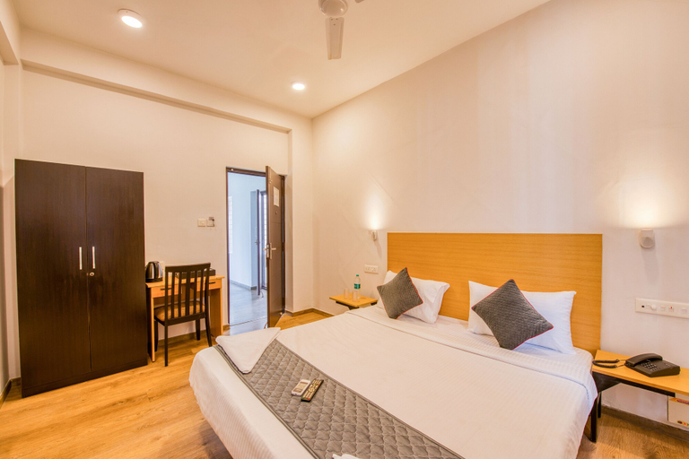 Bedroom 3, Iyla Apart Hotel, Puducherry