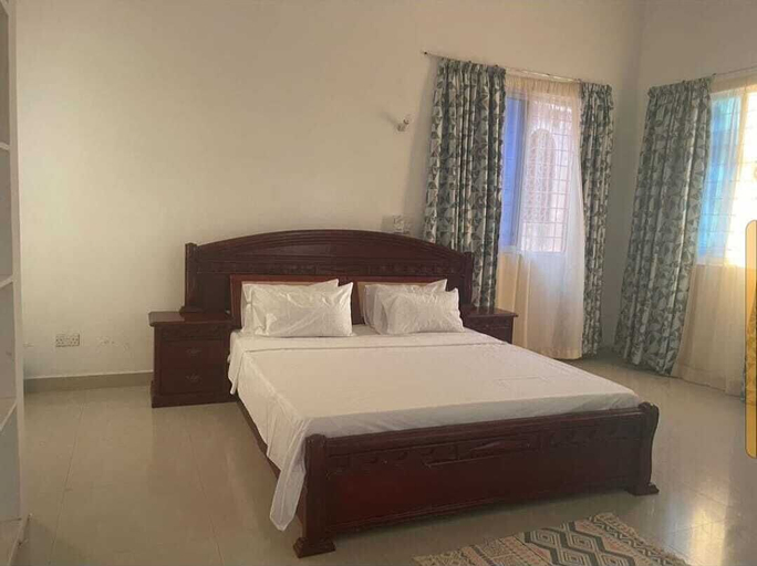 Bedroom 4, Lux Suites Mkomani Beachfront Apartment, Nyali