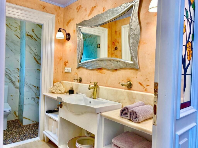 Bathroom 4, Athenas - Neoclassic Harbour View, South Aegean