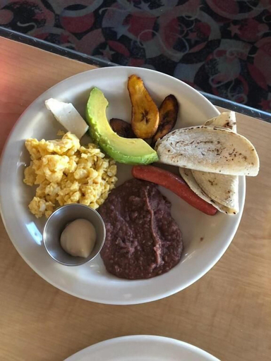 Food & Drinks 5, Hotel Martell, San Pedro Sula