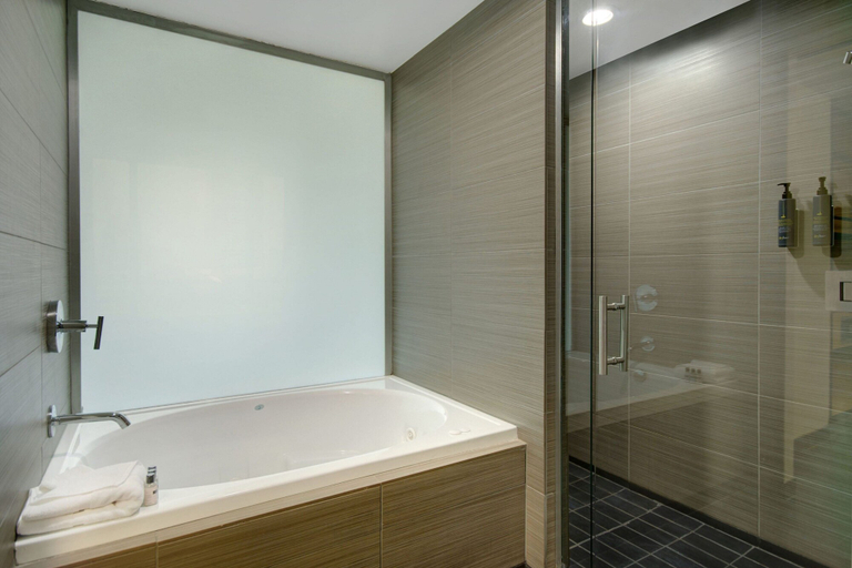 Bathroom 5, Aloft by Marriott Oklahoma City Downtown - Bricktown, Oklahoma
