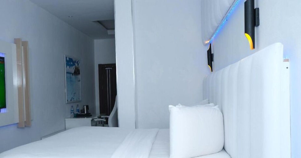 Bedroom 2, DREAMS BY DV8, Surulere