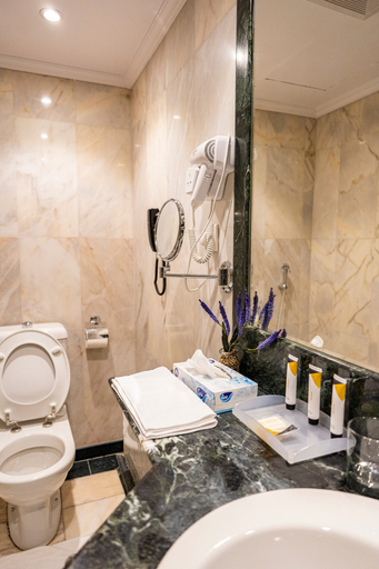 Bathroom 5, ODST Jed, Jeddah