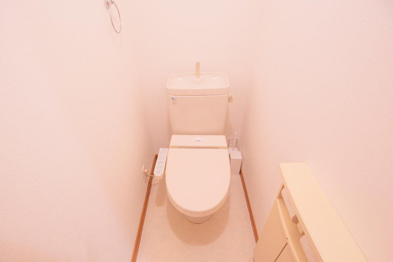 Bathroom, F-Apartment in Shinjuku-8-YoE-7, Shinjuku