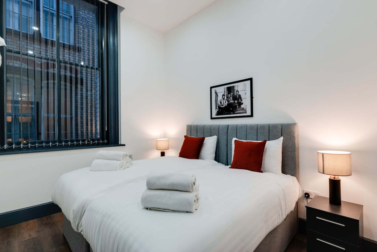 Bedroom 3, Harrisons Aparthotel, Sefton