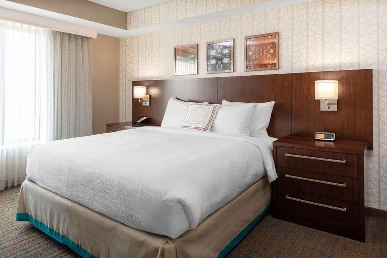 Bedroom 2, Residence Inn by Marriott Boston Burlington, Middlesex