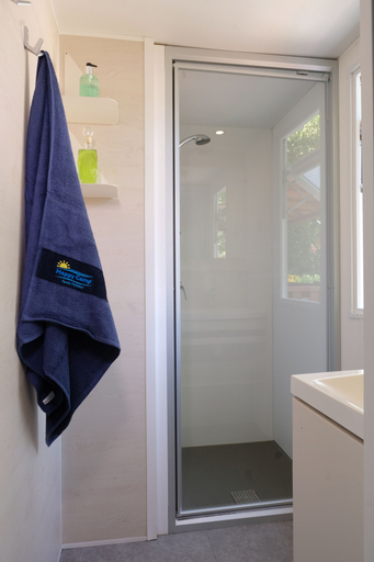 Bathroom 3, Happy Camp in Camping Baia Domizia, Caserta