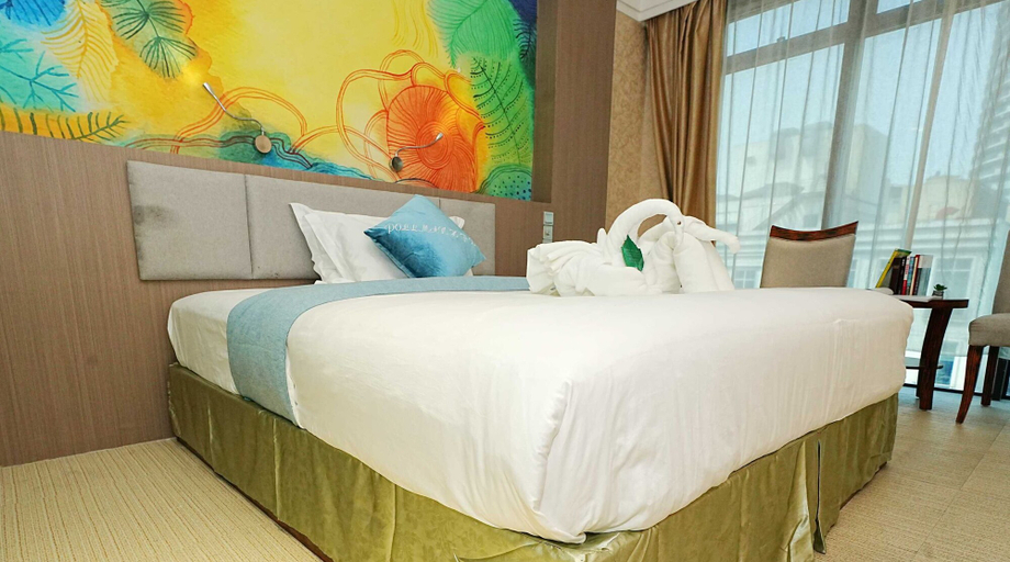 Others 5, Pristinehotel, Manila City