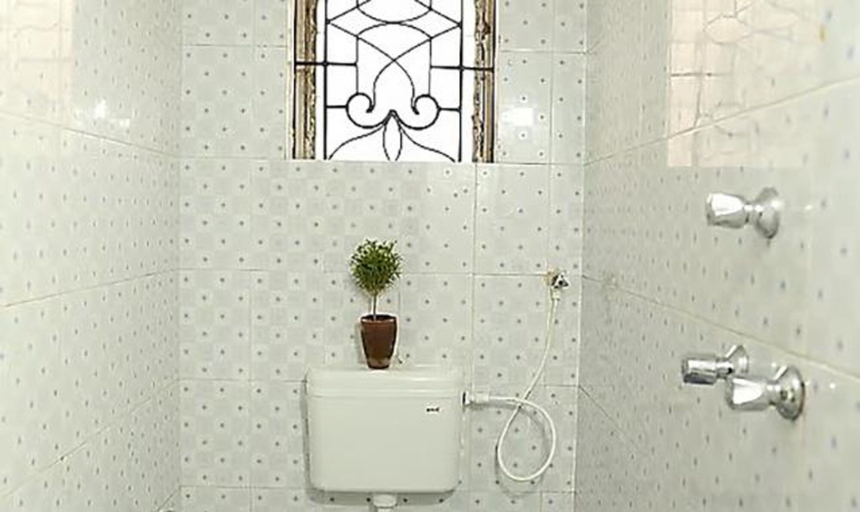 Bathroom 4, Fabexpress Bella Vista, North Goa