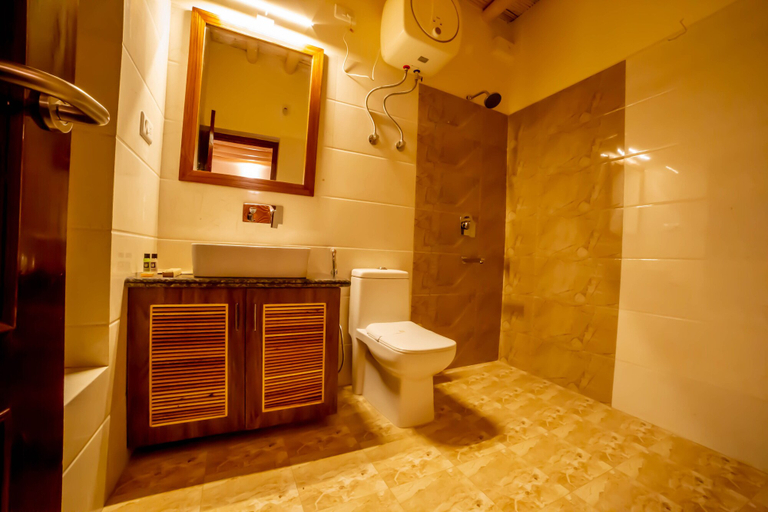 Bathroom 4, Royal Soma Resort, Leh