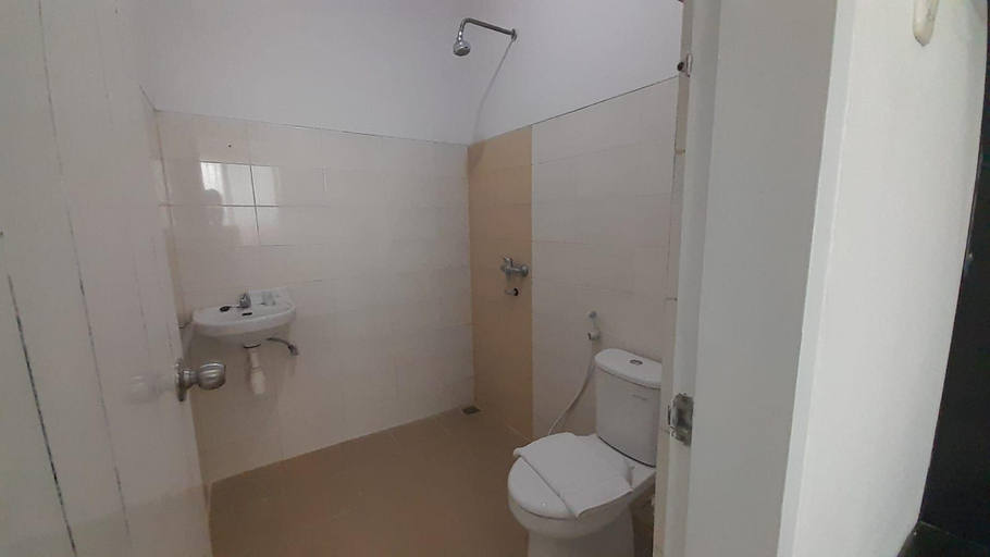 Bathroom 5, In Villa Garden Resort, Malang