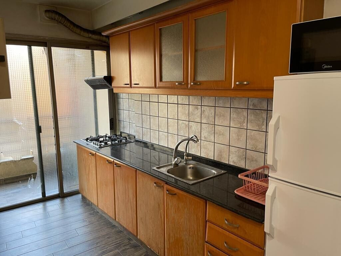 Others 5, New Home Residence, Beirut