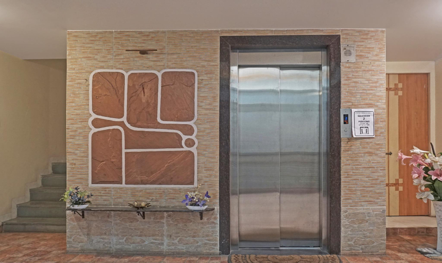 Public Area 3, Treebo Excellent Home, Pune