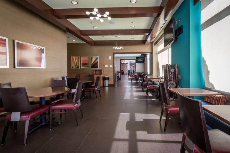 Food & Drinks 5, SpringHill Suites Birmingham Downtown at UAB, Jefferson