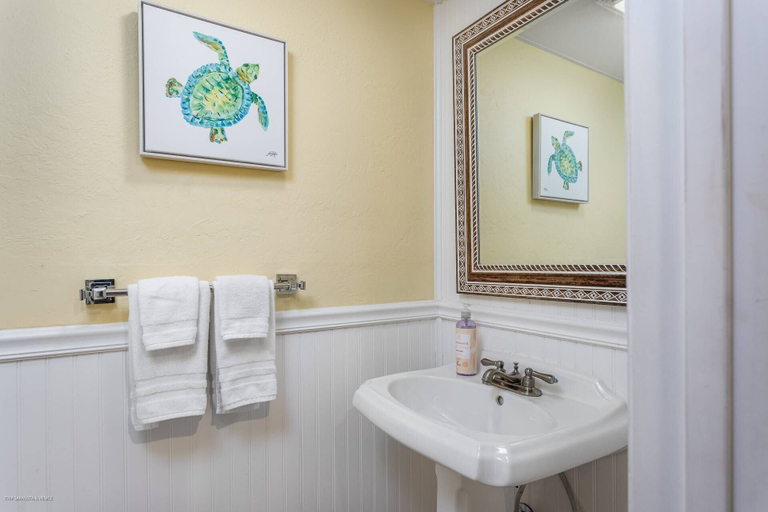Bathroom 4, Key Point Village - Stickney Point, Sarasota